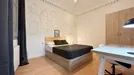 Room for rent, Barcelona Ciutat Vella, Barcelona, &lt;span class=&quot;blurred street&quot; onclick=&quot;ProcessAdRequest(8274664)&quot;&gt;&lt;span class=&quot;hint&quot;&gt;See streetname&lt;/span&gt;[xxxxxxxxxxxxx]&lt;/span&gt;
