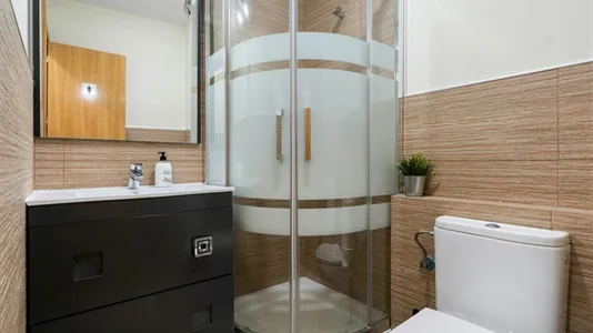 Rooms in Madrid Salamanca - photo 10