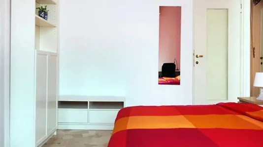 Rooms in Milano Zona 6 - Barona, Lorenteggio - photo 1