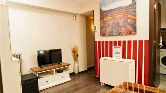 Apartments in Madrid Ciudad Lineal - photo 5