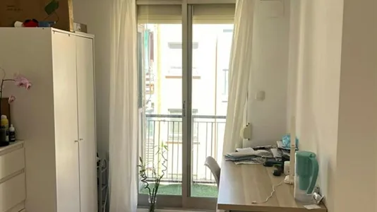 Rooms in Valencia Extramurs - photo 1