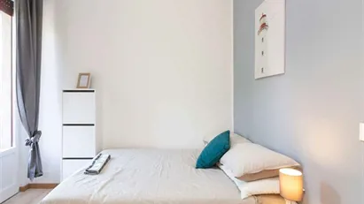 Room for rent in Milano Zona 6 - Barona, Lorenteggio, Milan