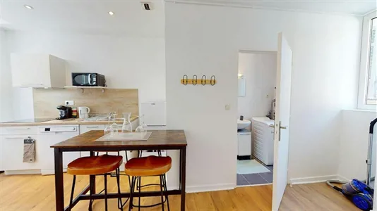 Apartments in Saint-Étienne - photo 2