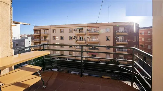 Rooms in el Camí de Vera - photo 4