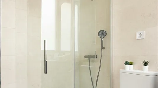 Rooms in Madrid Chamberí - photo 8