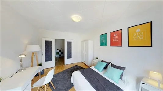Rooms in Lyon - photo 2