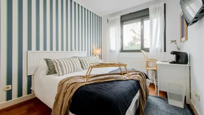 Room for rent in El Encinar de los Reyes, Comunidad de Madrid