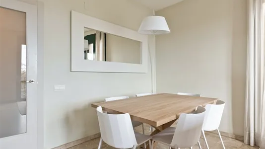 Rooms in Barcelona Ciutat Vella - photo 8