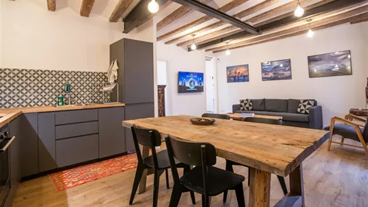 Apartments in Barcelona Ciutat Vella - photo 8