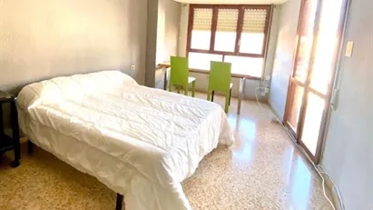 Room for rent in Castellón de la Plana/Castelló de la Plana, Comunidad Valenciana