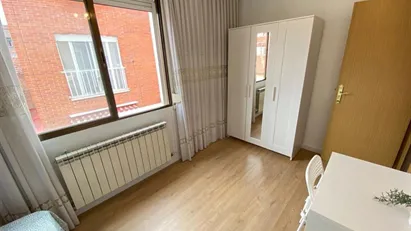 Room for rent in Madrid Puente de Vallecas, Madrid