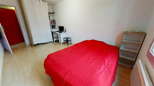 Rooms in Lyon - photo 4
