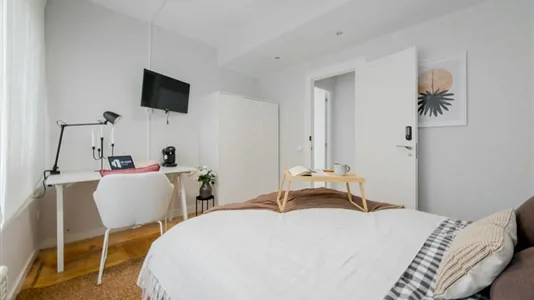 Rooms in Madrid Salamanca - photo 3