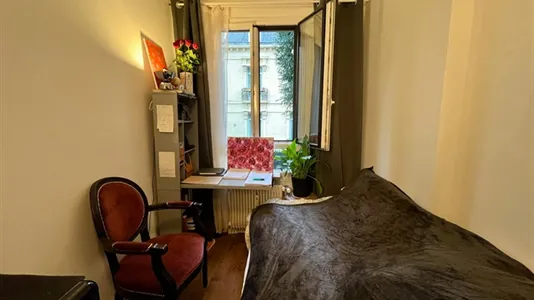 Apartments in Paris 16éme arrondissement (North) - photo 2