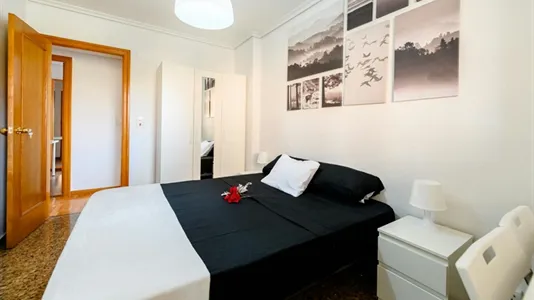 Rooms in Zaragoza - photo 5
