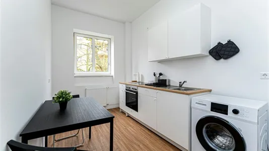 Rooms in Berlin Steglitz-Zehlendorf - photo 4