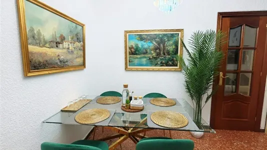 Rooms in Barcelona Eixample - photo 5