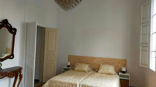 Rooms in Las Palmas de Gran Canaria - photo 2