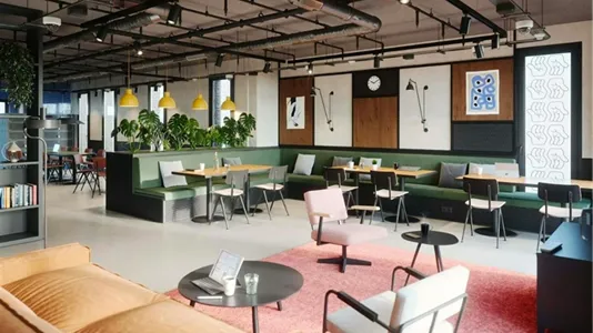 Rooms in Barcelona Sant Martí - photo 9