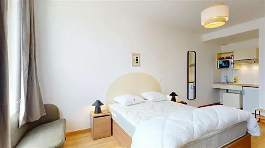 Rooms in Pontoise - photo 2