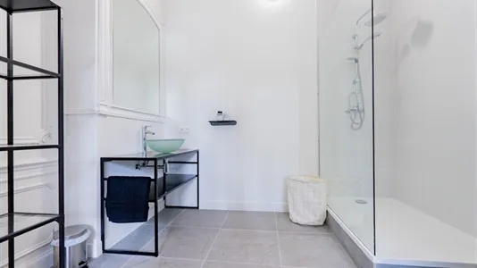 Rooms in Charleroi - photo 8