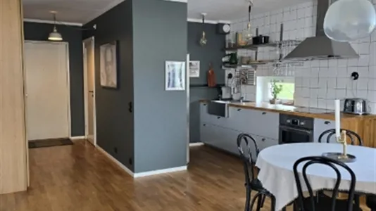 Apartments in Solna - photo 2