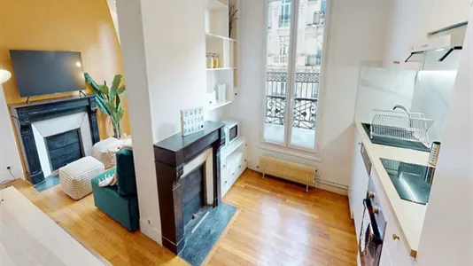 Rooms in Paris 16éme arrondissement (North) - photo 8