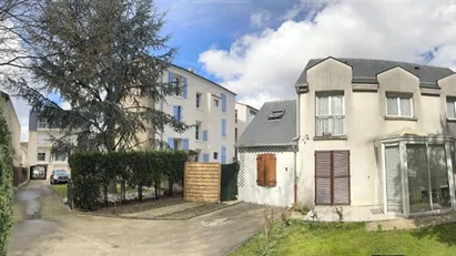 Apartment for rent in L'Haÿ-les-Roses, Île-de-France