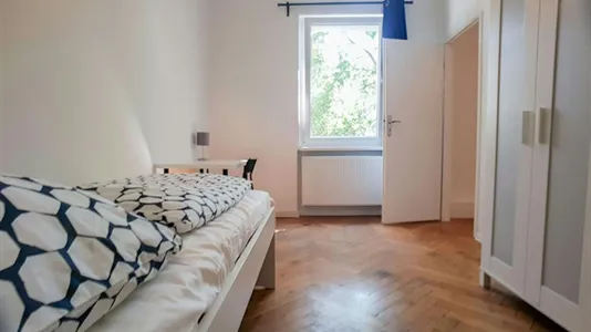 Rooms in Berlin Lichtenberg - photo 2