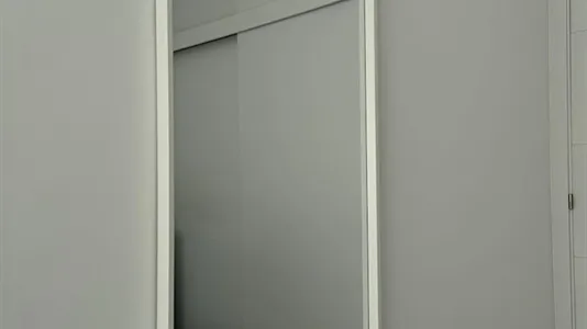 Rooms in Madrid Chamartín - photo 10