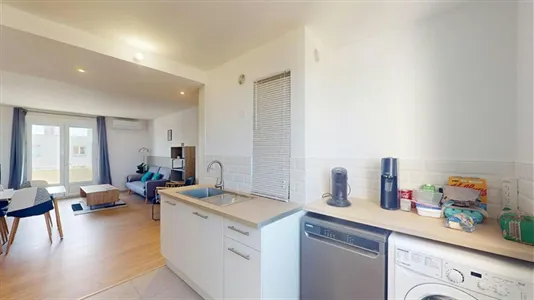 Rooms in Valence - photo 9