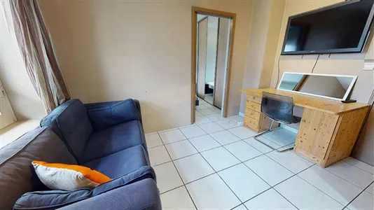Apartments in Lyon - photo 2