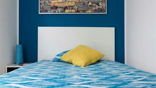 Rooms in Milano Zona 8 - Fiera, Gallaratese, Quarto Oggiaro - photo 2