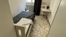 Room for rent, Bari, Puglia, Via Gian Giuseppe Carulli, Italy