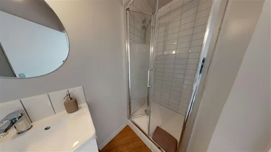 Rooms in Paris 19ème arrondissement - photo 2