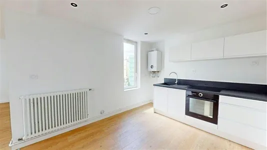 Apartments in Saint-Étienne - photo 2
