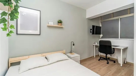 Rooms in Valladolid - photo 4