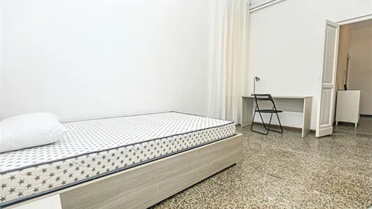 Rooms in Genoa - photo 4