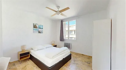 Room for rent in Toulon, Provence-Alpes-Côte d'Azur