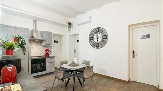 Rooms in Florence - photo 3