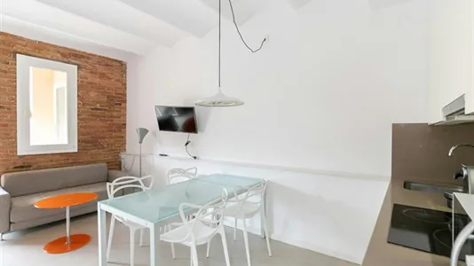 Apartments in Barcelona Ciutat Vella - photo 4