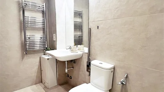 Rooms in Madrid Moncloa-Aravaca - photo 9
