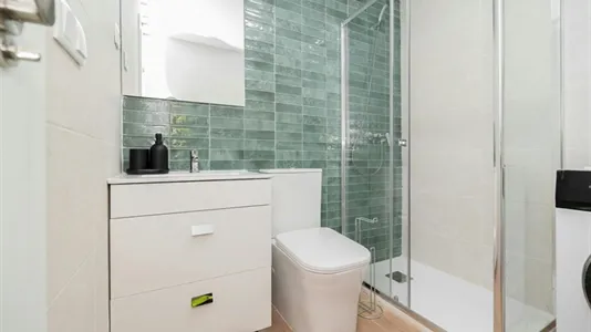 Rooms in Málaga - photo 6