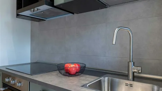 Rooms in Milano Zona 8 - Fiera, Gallaratese, Quarto Oggiaro - photo 5