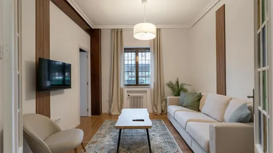 Rooms in Madrid Chamartín - photo 9