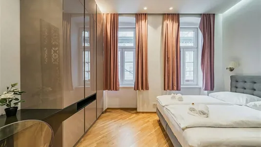 Apartments in Wien Penzing - photo 1