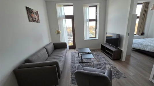 Apartments in Vlaardingen - photo 1