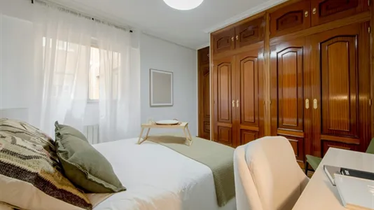 Rooms in Madrid Retiro - photo 4