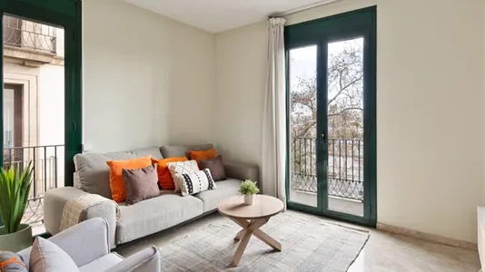 Rooms in Barcelona Ciutat Vella - photo 4