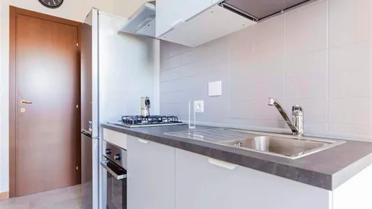 Rooms in Roma Municipio IX – EUR - photo 10